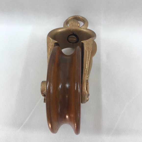 Antique Vintage Starline Cast Iron & Wood Barn Pulley X664 - Picture 6 of 12